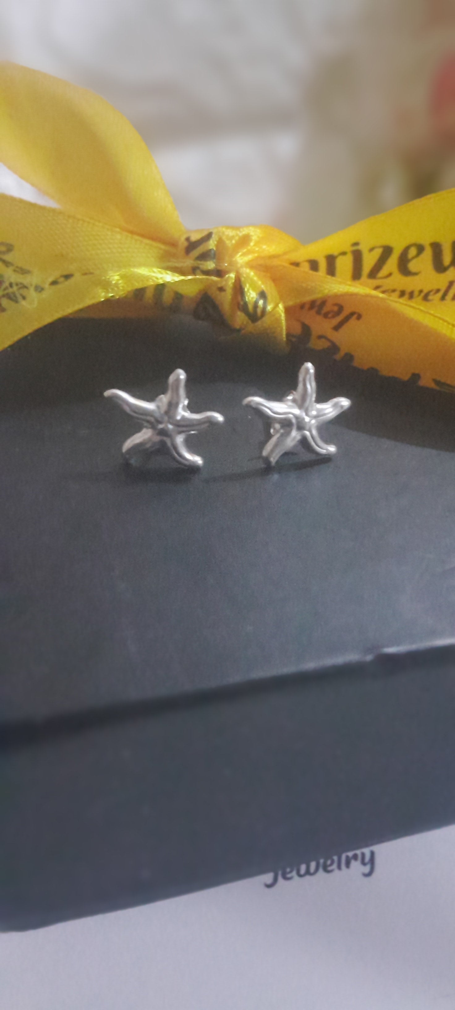 Starfish studs