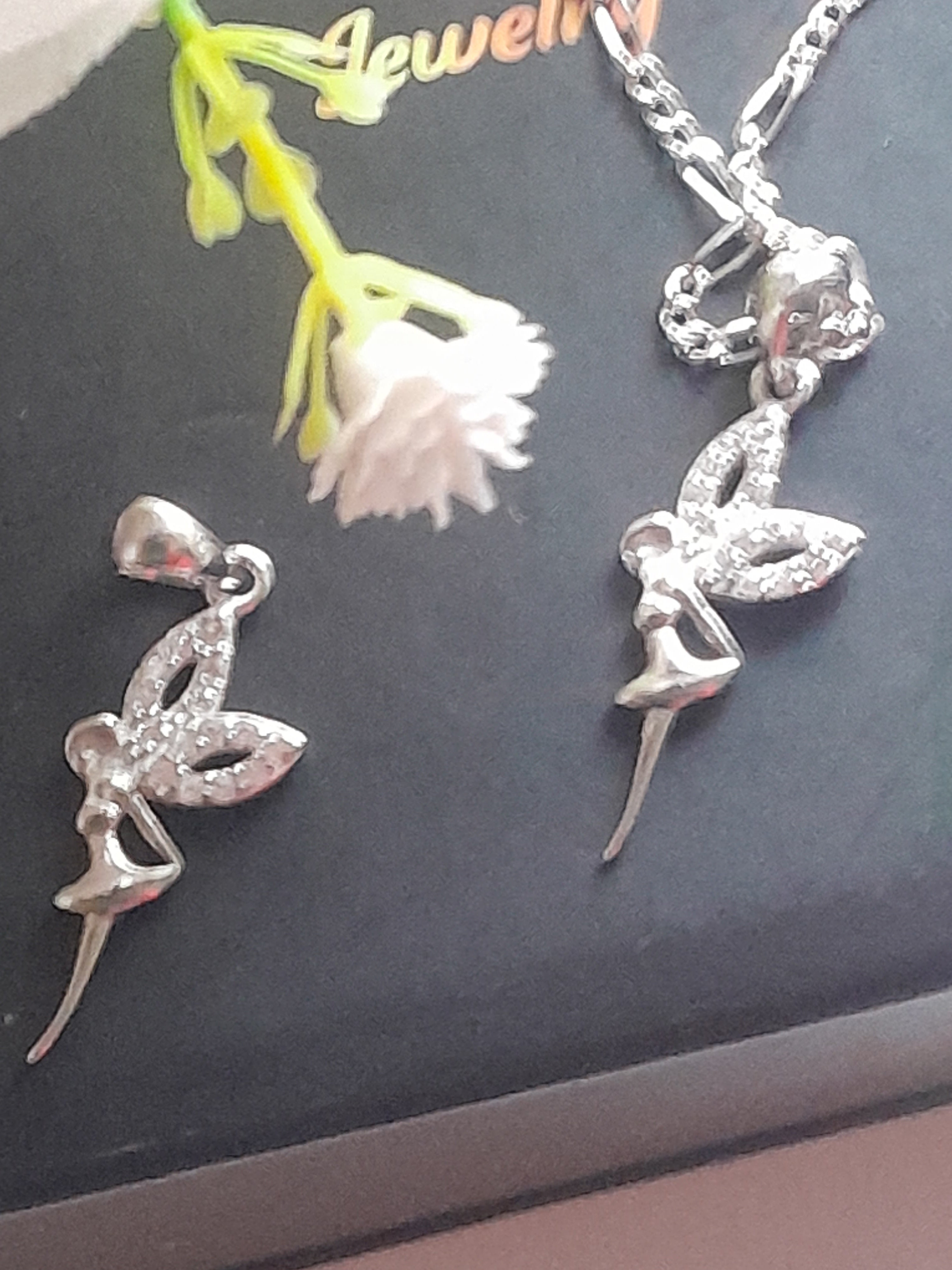 Tinker Bell Fairy pendant - Prize-Wear Jewelry