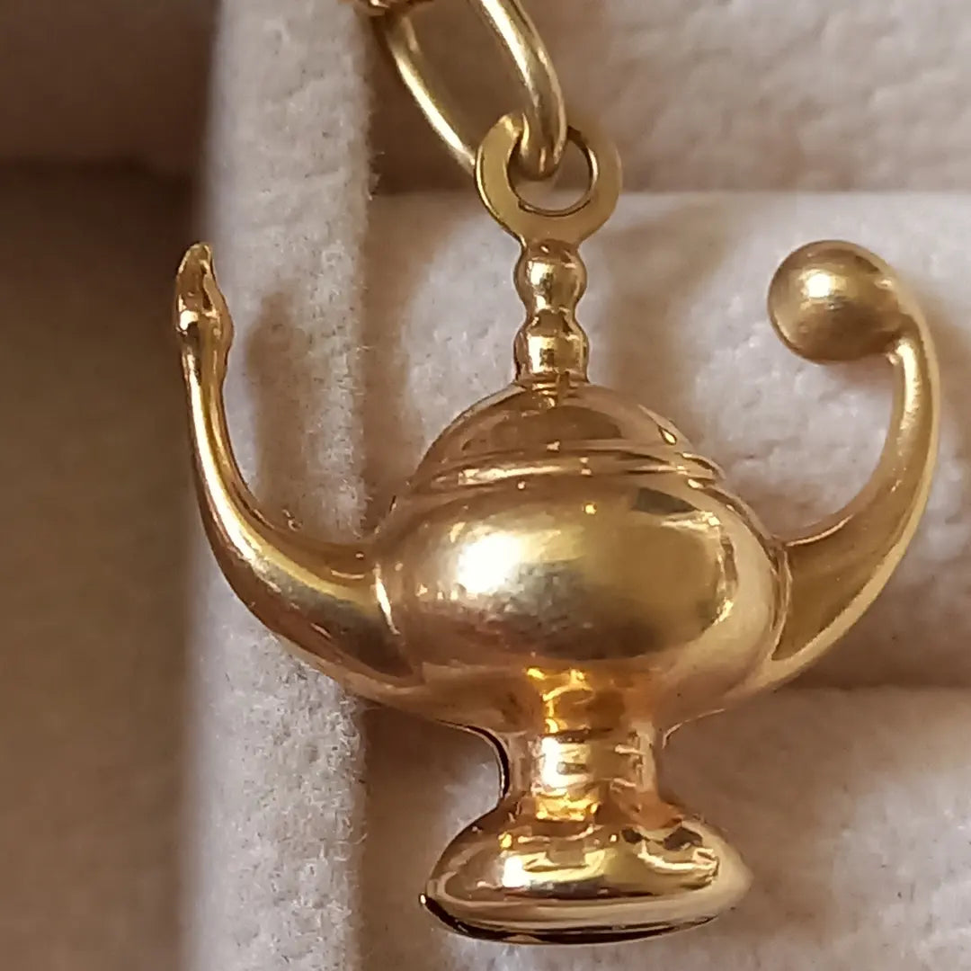 Arabian Genie Lamp - Prize-Wear Jewelry