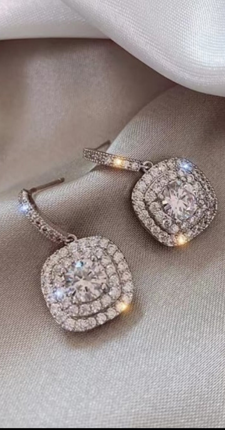 Cushion cut Earrings - Prize-Wear Jewelry